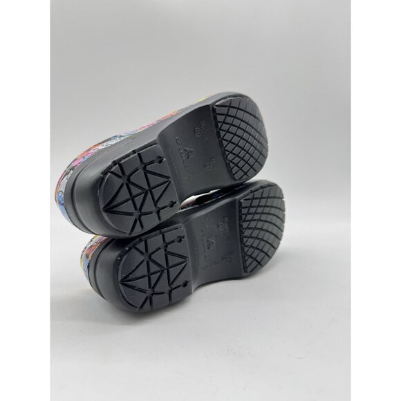 Anywear Unisex Anti Slip Closed Back EVA Nursing Clogs Shoes - Size W8 M6 - Picture 7 of 9